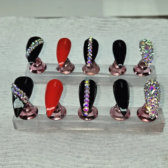 Press On Nails - Picture 5 of 5